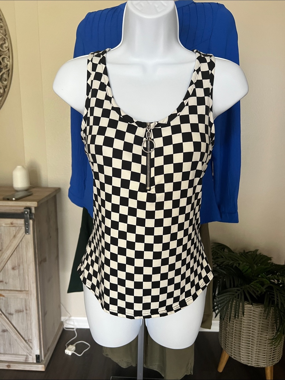 Checkerboard Zip-Front Tank Top - Black & White
